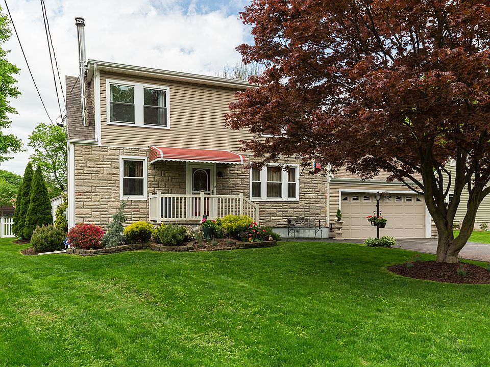 Open House Sunday 5/21, 11-2