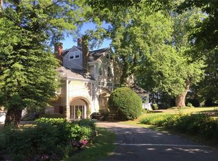 44 Bliss Mine Rd APT 3, Middletown, RI 02842