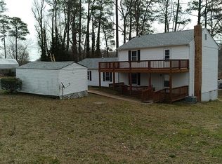 6555 Oak Dr, Quinton, VA 23141