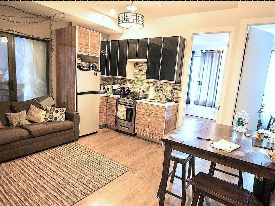 1st image of 17 Troutman St APT 1F