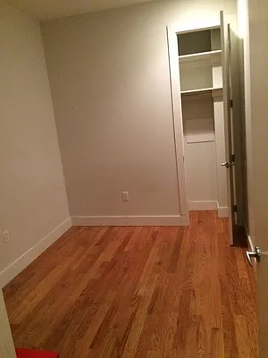 Rented by Premier Metro Realty Corp | media 3