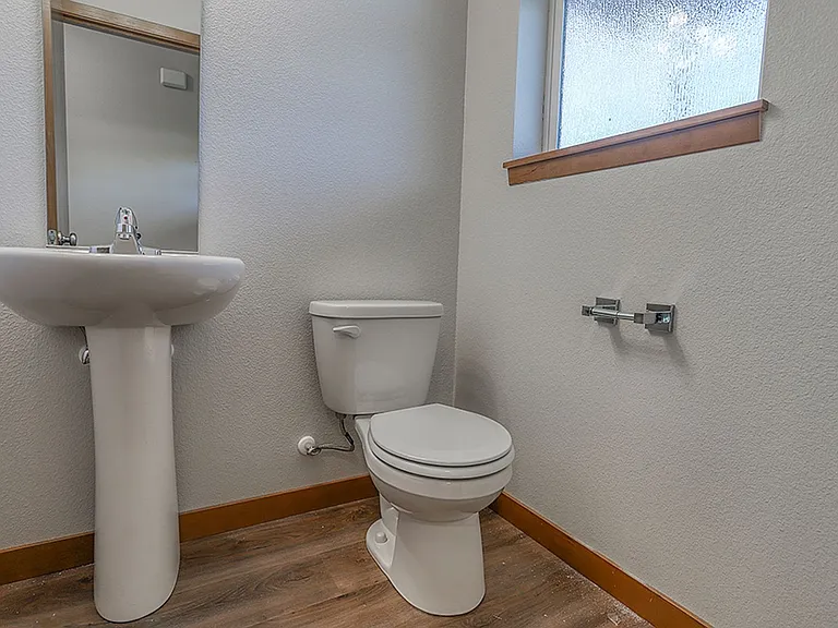 3381 Lewis Ln — Photo 3
