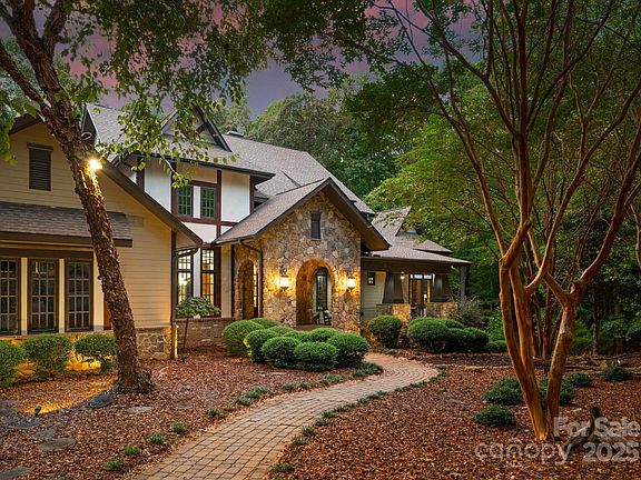 3rd image of 9716 Sweetleaf Pl