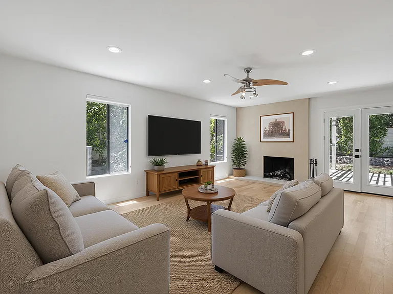 4215 Balcony Dr — Photo 19