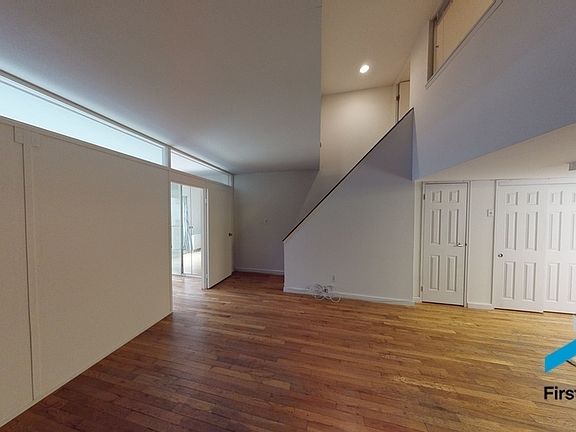 2nd image of 10 Jones St APT 2A