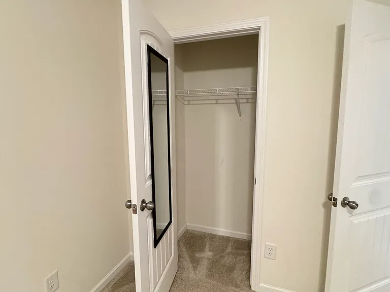 1070 Coldstream Dr — Photo 23