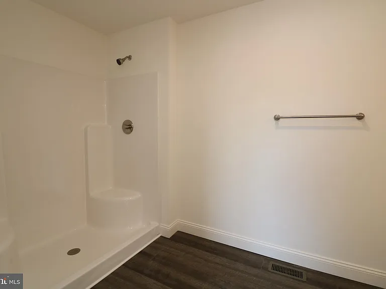 5 Welch Dr E — Photo 27