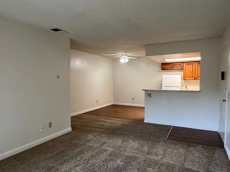 426 Ammunition Rd — Photo 5