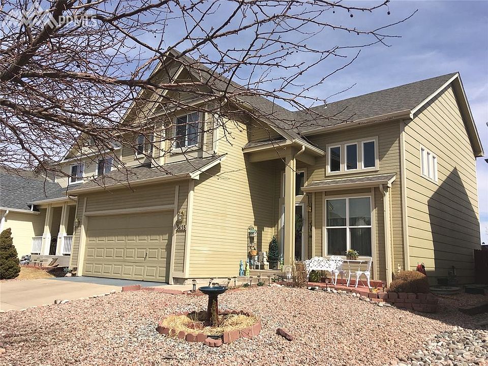 Great curb appeal and a bright interior make this house a great find.