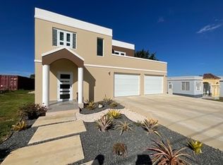 Urb Villas De Montecielo Calle Horitonte #6, Camuy, PR 00627