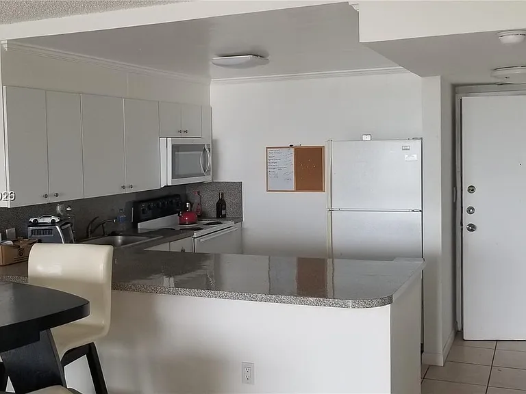 13155 Ixora Ct #810 — Photo 3