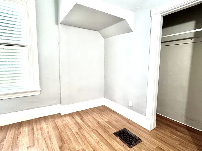 339 Hampshire St #1 — Photo 9