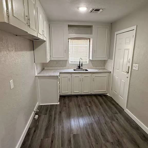 1713 NW Smith Ave — Photo 6