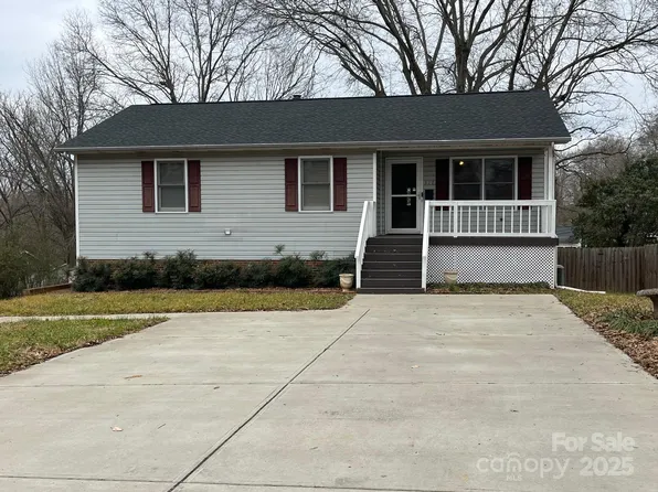 117 Cove Ave, Mount Holly, NC 28120