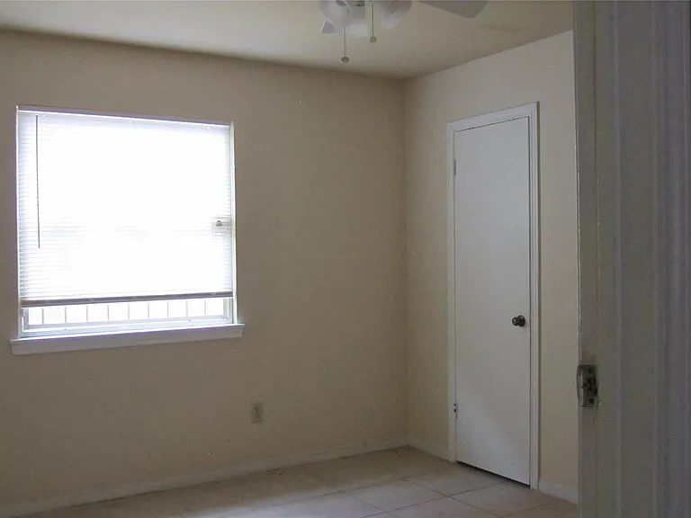 12461 Wellington Park Dr — Photo 11