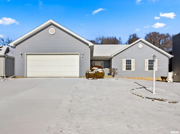 725 W Spring Hollow Ln, Peoria, IL 61605