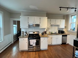 635 E 6th St #3, Boston, MA 02127