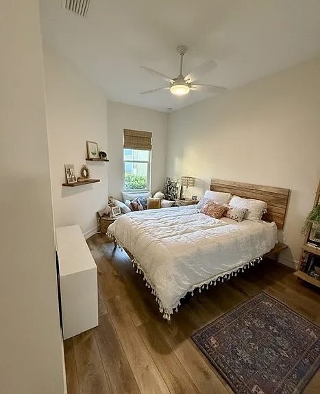 2025 Bridgepointe Cir #118 — Photo 11