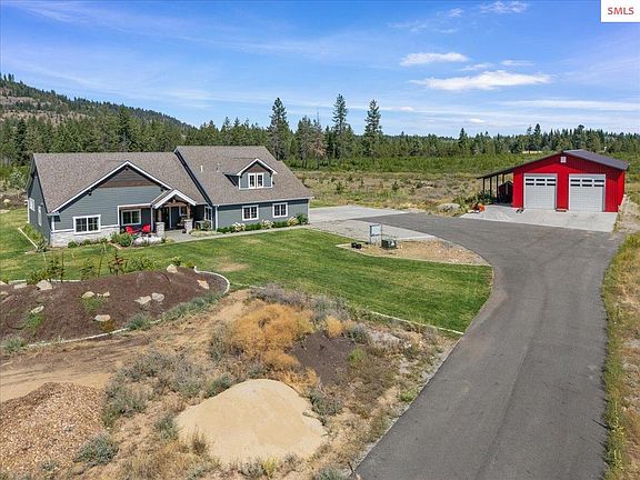 3rd image of 457 W Kinnerly Ct