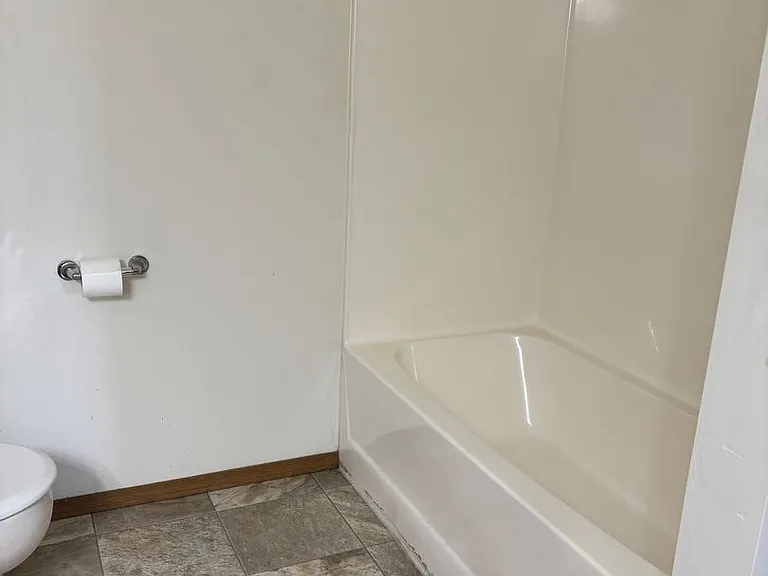 Ashbury Apartments-Appleton — Photo 26