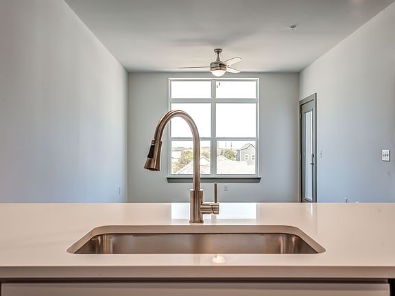 5th image of 1640 54th Avenue N 330