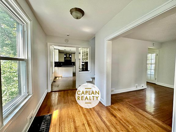 3rd image of 462 Woodward Ave #1