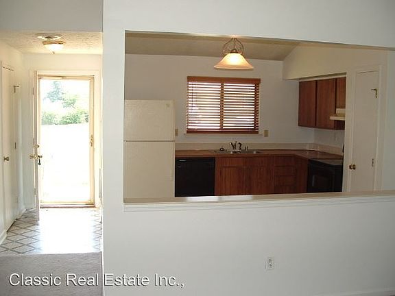 2nd image of 3349 Kenesaw Dr