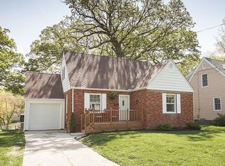 2505 33rd St, Des Moines, IA 50310