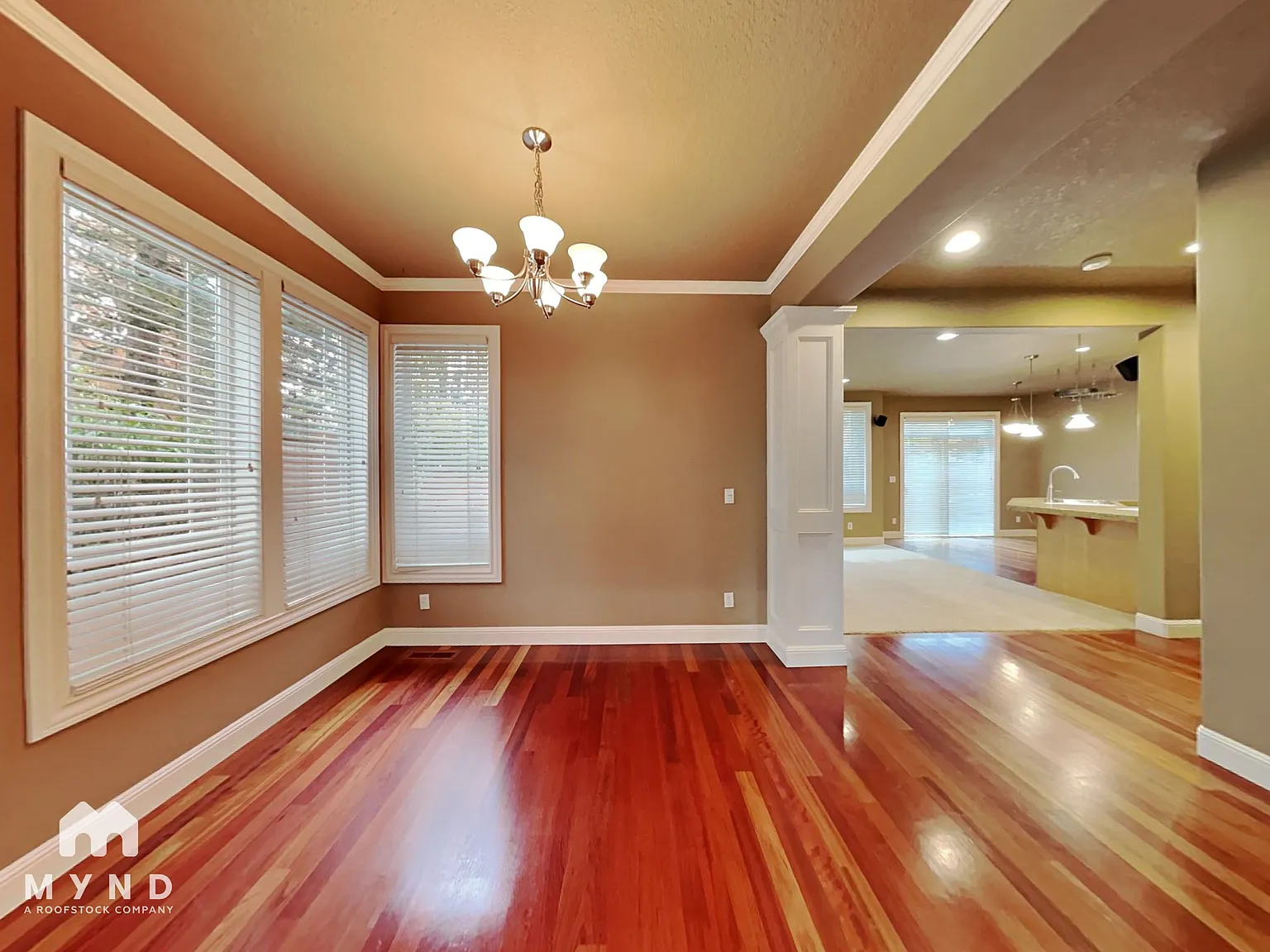 4 bed, 2.5 bath, 2300 sqft, $2,995 — Photo 3