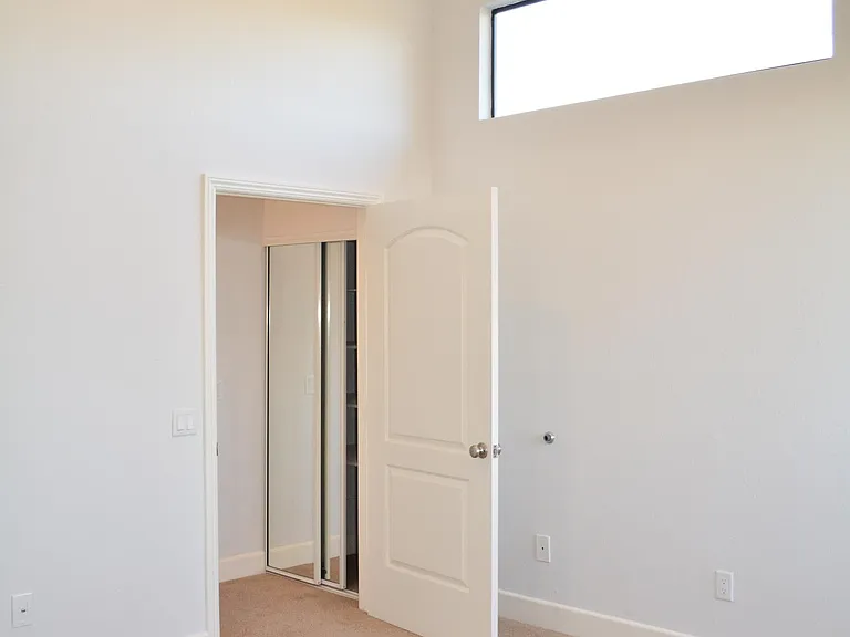2491 Purdue Ave #201 — Photo 26