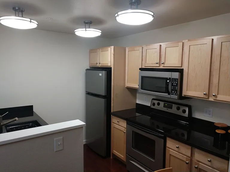 801 N Orange St #209 — Photo 9