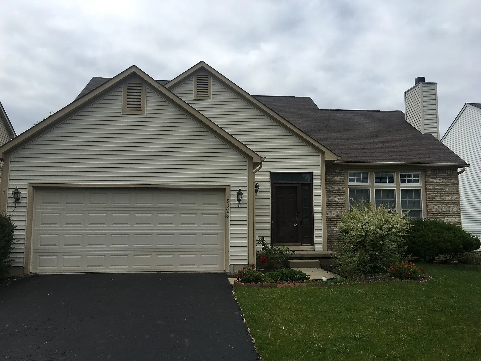 5923 Sandy Rings Ln photo 1