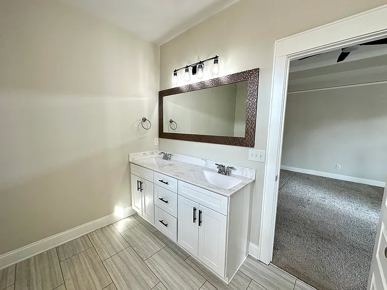 103 Pine St — Photo 12