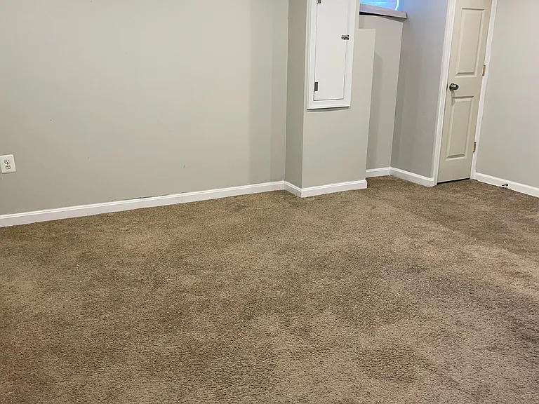 5144 Clacton Ave — Photo 9