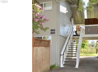 1555 Garfield Pl, Eugene, OR 97402