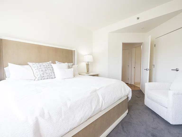 1 W Exchange St #1806 — Photo 2
