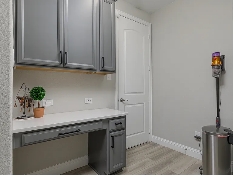 1941 Cheyenne Dr #11 — Photo 13