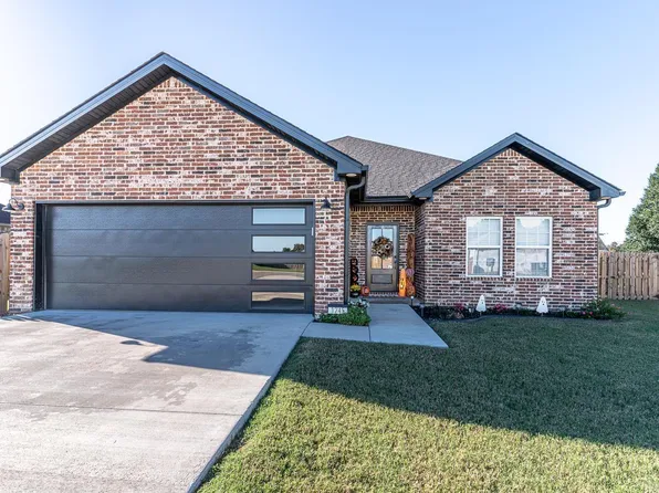 1245 Stella Ln, Trumann, AR 72472
