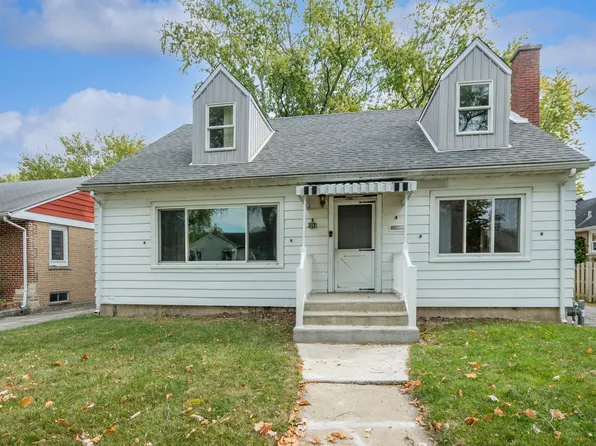9243 Lynwood Dr, Oak Lawn, IL 60453