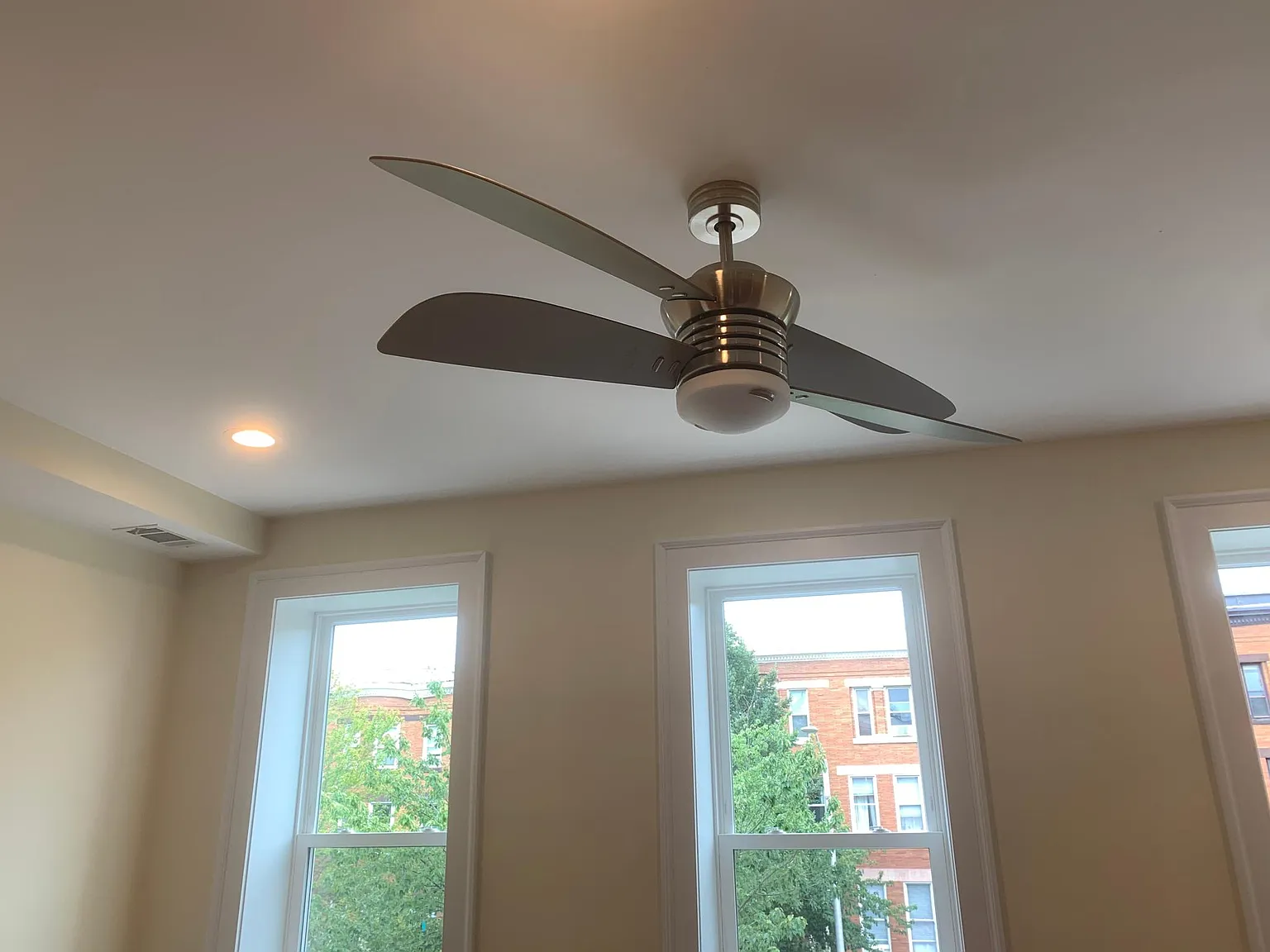 1 bed, 600 sqft, $1,550 — Photo 3