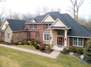 7907 Brint Rd, Sylvania, OH 43560