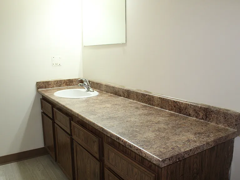 615 Confederation Dr — Photo 15