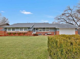 9600 W Shade Ave, Wichita, KS 67212