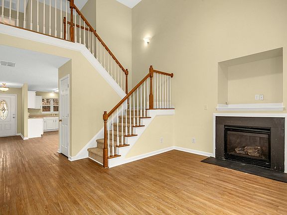 4th image of 1114 Kinnan Dr
