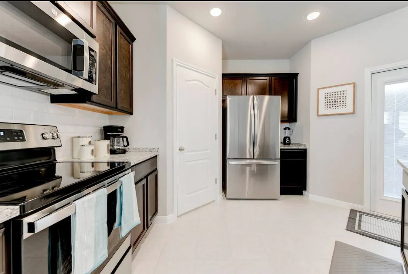 4 bed, 1535 sqft, $3,500 — Photo 4