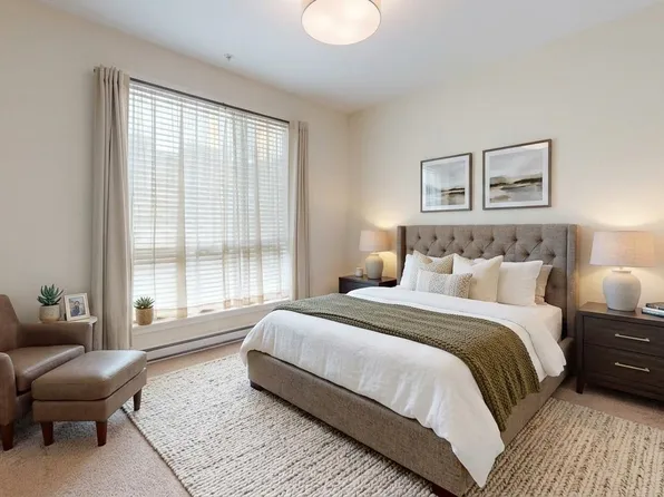 20087 68th Ave #A210, Langley, BC V2Y 0Y3