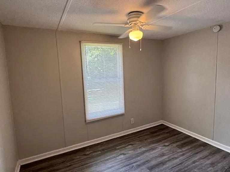 240 Max Ct — Photo 10