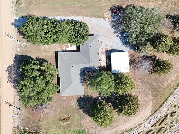 2nd image of 317 County Road 104