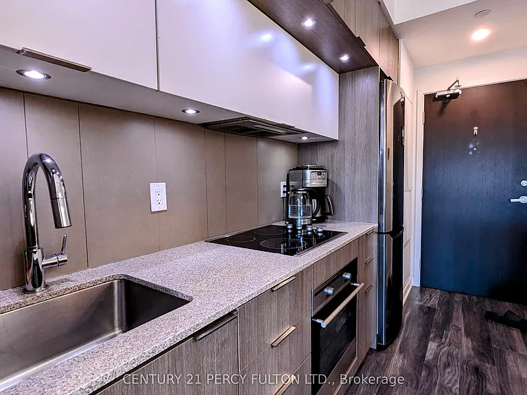 170 Sumach St #723 — Photo 5