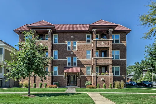 Iowa Terrace Photo 1